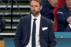 开云sports-法国主帅赞许中场表现，队员信心高涨！()