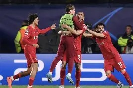 利物浦客场不敌对手，离欧冠无缘四强！()